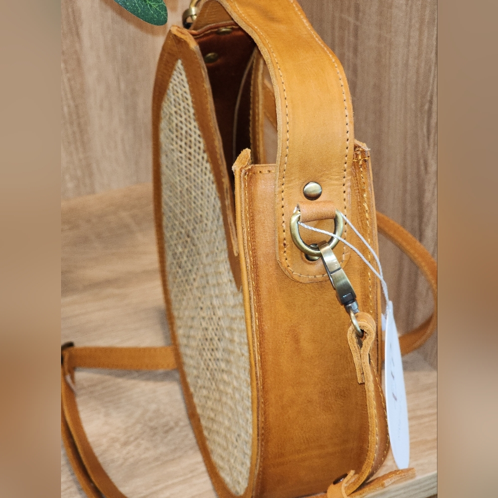 Street Level Ajeng Rattan Crossbody Brown Leather Handmade Woven Women's Bag - Picture 4 of 9